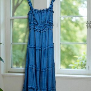Chic Blue Ruffled Maxi Dress